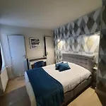 New Windsor Hotel 2*
