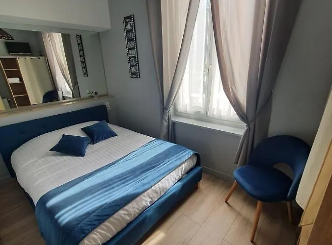 New Windsor Hotel 2*